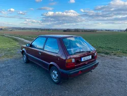 Rot Gebraucht 1991 Nissan Micra Kleinwagen | 1.950 €