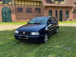 Blau Gebraucht 2001 VW Polo Kombi | 1.150 €