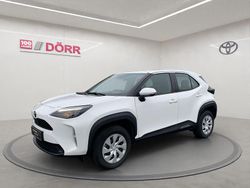 Weiß Gebraucht 2022 Toyota Yaris Cross Business Edition SUV | 19.985 € (Guter Preis)