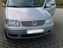 Silber Gebraucht 1999 VW Polo Kleinwagen | 2.000 € (Fairer Preis)