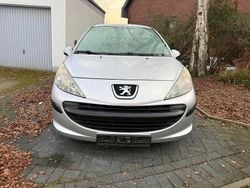Silber Gebraucht 2008 Peugeot 207 Kleinwagen | 800 € (Superpreis)