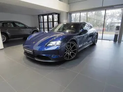 Enzianblaumetallic Neu 2024 Porsche Taycan 4S Sport Turismo Limousine | 165.950 € (Teuer)