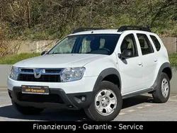 Weiß Gebraucht 2012 Dacia Duster Lauréate SUV | 4.790 € (Fairer Preis)