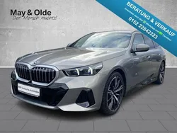 Oxidgrau ii metallic Gebraucht 2025 BMW 520 M Sport Kombi | 48.990 €
