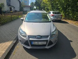Grau Gebraucht 2012 Ford Focus Trend Kombi | 3.000 € (Fairer Preis)