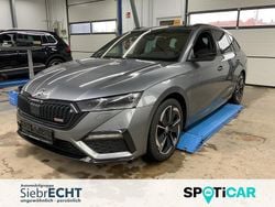 Grau Gebraucht 2022 Skoda Octavia RS Kombi | 29.970 € (Etwas zu teuer)