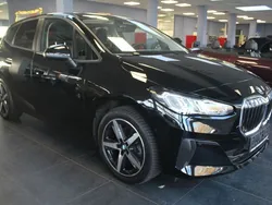 Schwarz ii Gebraucht 2022 BMW 220 Active Tourer Van / Kleinbus | 24.980 € (Superpreis)