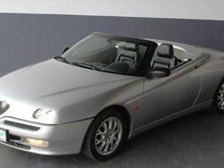 Silber Gebraucht 2001 Alfa Romeo Spider Cabrio | 7.770 € (Teuer)