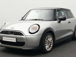 Grau Gebraucht 2024 Mini Cooper Favoured Kleinwagen | 26.493 € (Fairer Preis)