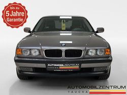 Grau Gebraucht 2000 BMW 735 Limousine | 17.990 € (Teuer)