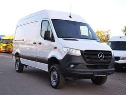 Arktikweiss Gebraucht 2019 Mercedes Sprinter Van | 44.029 €