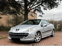 Grau Gebraucht 2007 Peugeot 207 CC Sport Cabrio | 4.299 € (Fairer Preis)