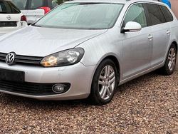 Silber Gebraucht 2012 VW Golf VI Comfortline Kleinwagen | 5.800 € (Guter Preis)