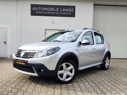 Silber Gebraucht 2010 Dacia Sandero Stepway Kleinwagen | 5.199 € (Teuer)