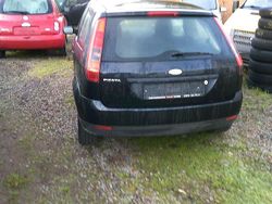 Gebraucht 2004 Ford Fiesta Ambiente Limousine | 970 € (Guter Preis)