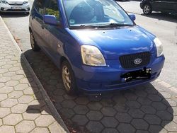 Blau Gebraucht 2005 Kia Picanto LX Kleinwagen | 900 € (Fairer Preis)