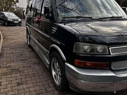Schwarz Gebraucht 2010 Chevrolet Express Van / Kleinbus | 28.400 €