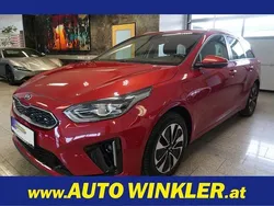 Rot Gebraucht 2021 Kia Ceed Silver Limousine | 13.990 € (Fairer Preis)