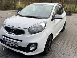 Weiß Gebraucht 2014 Kia Picanto Edition 7 Kleinwagen | 3.490 € (Guter Preis)