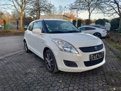 Weiß Gebraucht 2012 Suzuki Swift Kleinwagen | 4.999 €