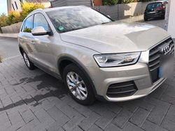 Gelb Gebraucht 2015 Audi Q3 SUV | 13.990 € (Etwas zu teuer)