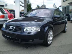 Blau Gebraucht 2002 Audi A4 Limousine | 1.990 € (Superpreis)