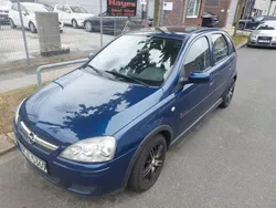 Blau Gebraucht 2005 Opel Corsa Kleinwagen | 1.990 € (Fairer Preis)