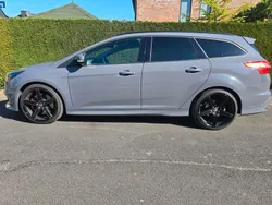 Grau Gebraucht 2018 Ford Focus ST Limousine | 15.990 € (Fairer Preis)