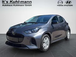 Grau Neu 2025 Mazda 2 Center-Line Limousine | 22.300 € (Fairer Preis)
