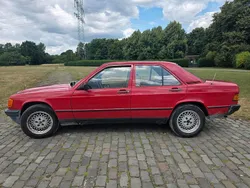 Rot Gebraucht 1984 Mercedes 190 Limousine | 5.650 €