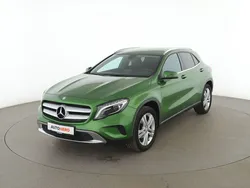 Grün Gebraucht 2017 Mercedes GLA180 Urban SUV | 20.120 € (Fairer Preis)