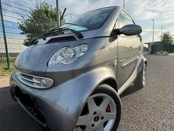 Grau Gebraucht 2002 Smart ForTwo Coupé Coupé | 2.150 €