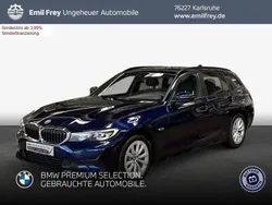 Tansanitblau ii metallic Gebraucht 2022 BMW 320e Advantage Kombi | 28.970 € (Fairer Preis)