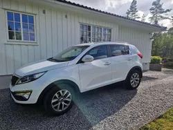 Weiß Gebraucht 2015 Kia Sportage Vision SUV | 11.550 € (Fairer Preis)