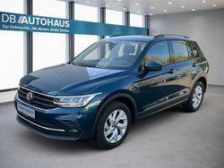Blau Gebraucht 2023 VW Tiguan Life SUV | 33.690 € (Fairer Preis)