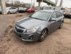 Grau Gebraucht 2012 Chevrolet Cruze LTZ Kombi | 1.890 € (Superpreis)
