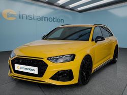 Gelb Gebraucht 2022 Audi RS4 Kombi | 61.549 € (Guter Preis)