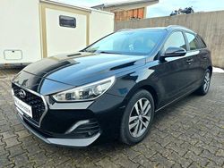 Schwarz Gebraucht 2019 Hyundai i30 Trend Kombi | 9.490 € (Fairer Preis)