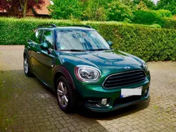 Grün Gebraucht 2018 Mini Cooper D Countryman Chili SUV | 14.900 € (Guter Preis)