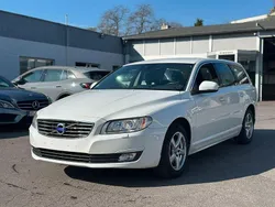 Weiß Gebraucht 2016 Volvo V70 Standard Kombi | 8.990 € (Guter Preis)