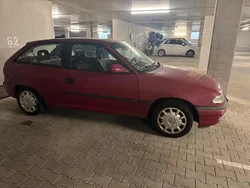 Rot Gebraucht 1998 Opel Astra | 1.100 € (Etwas zu teuer)