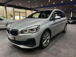 Glaciersilber Gebraucht 2020 BMW 220 Sport Line Van / Kleinbus | 17.790 € (Guter Preis)