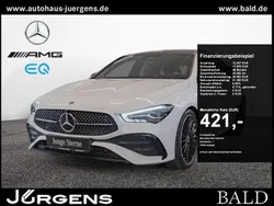 Weiss digitalweiss Gebraucht 2024 Mercedes CLA250 AMG Limousine | 40.590 € (Guter Preis)