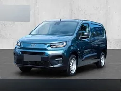 Blau Neu 2025 Fiat Doblò Van / Kleinbus | 27.979 € (Teuer)