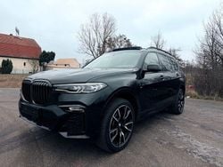 Schwarz Gebraucht 2021 BMW X7 M Sport SUV | 51.799 € (Superpreis)