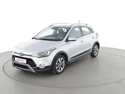Silber Gebraucht 2016 Hyundai i20 Trend Limousine | 12.200 € (Fairer Preis)