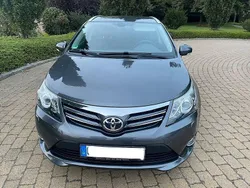 Grau Gebraucht 2012 Toyota Avensis T2 Kombi | 9.900 € (Etwas zu teuer)