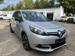 Grau Gebraucht 2015 Renault Scénic III Bose Edition Van / Kleinbus | 7.690 € (Teuer)