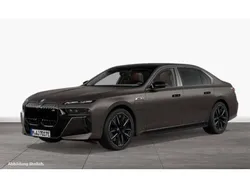 Bmw individual frozen deep gre (metallic) Gebraucht 2024 BMW 760 Limousine | 124.990 € (Fairer Preis)
