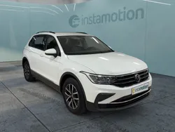 Weiß Gebraucht 2022 VW Tiguan Life SUV | 30.006 € (Fairer Preis)